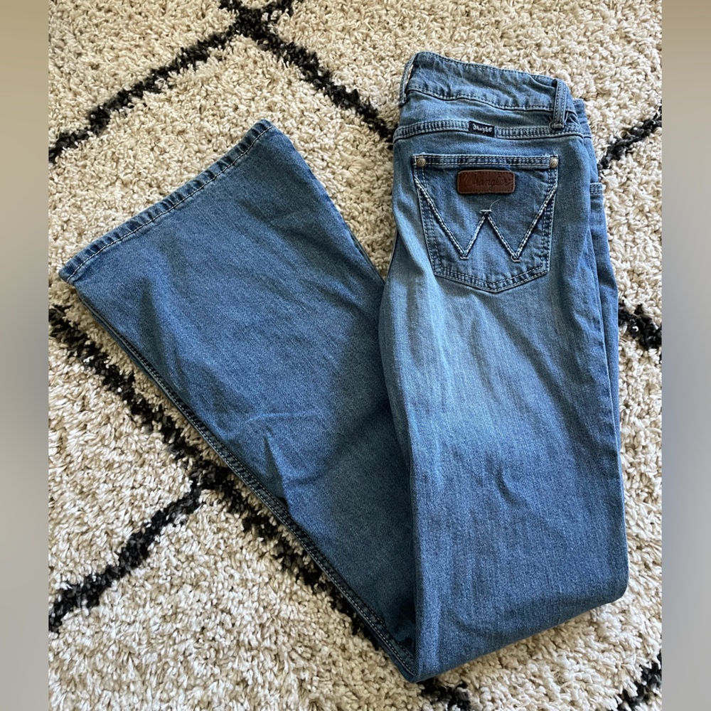 Wrangler Women’s Flare Jeans